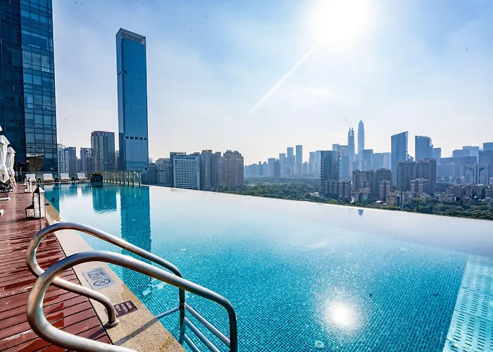 Fraser Suites Shenzhen: Infinity Pool & Business Zone Convenience